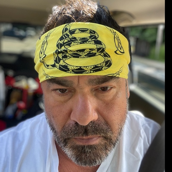 Meet your Posher, Dan - Picture 2 of 5